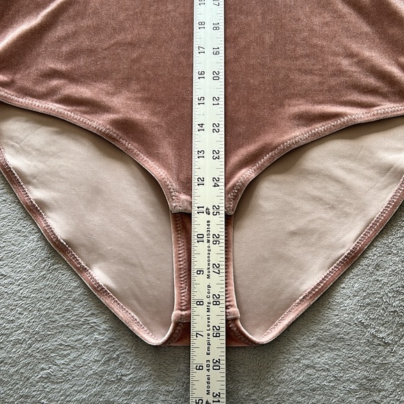 Madewell | Womens Long Sleeve Velvet Wrap Bodysuit with Snap Closure - Size L - Picture 7 of 8